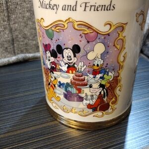 Lennox 1997 Micky and friends flour canister